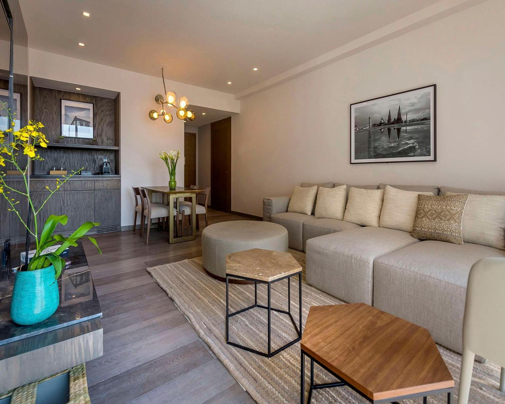 Hyatt Regency Andares Guadalajara Otel Zapopan Dış mekan fotoğraf A living room in a serviced apartment in London